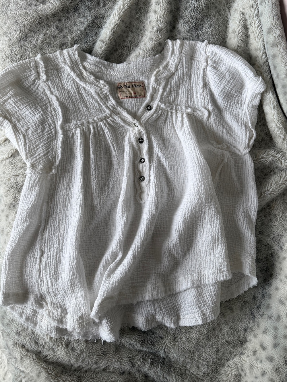 We The Free White Gauze Button-Front Top
